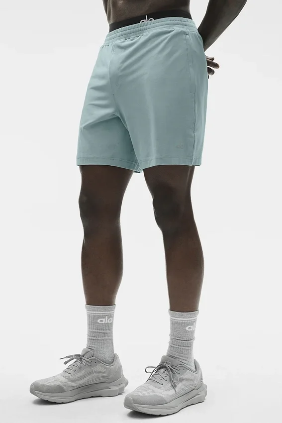 7" Conquer React Performance Short - Desert Sage