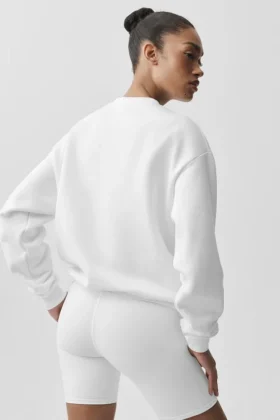 Accolade Crew Neck Pullover – White