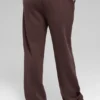 Accolade Straight Leg Sweatpant - Brownstone