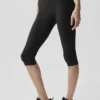 Airlift High-Waist Sleek Capri - Black