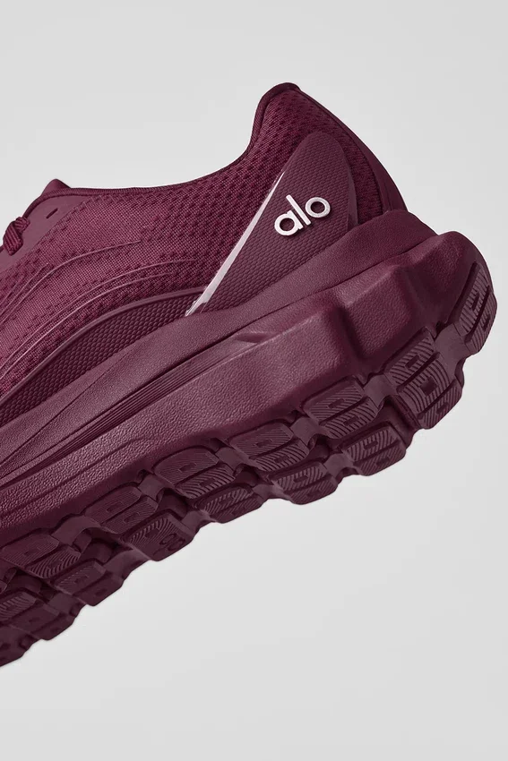 Alo Runner - Burgundy