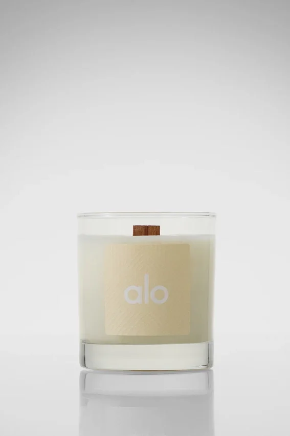 Alo Signature Candle - 8 Oz