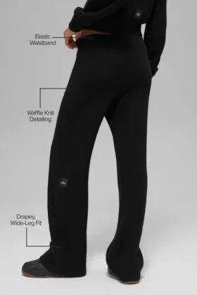 Cashmere High-Waist Plush Waffle Pant – Black