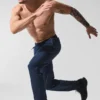 Conquer Pulse Pant - Navy