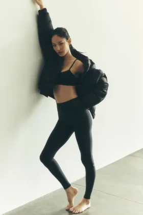 High-Waist Airlift Legging - Black