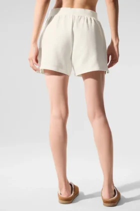 Low Key Sweat Short – Ivory