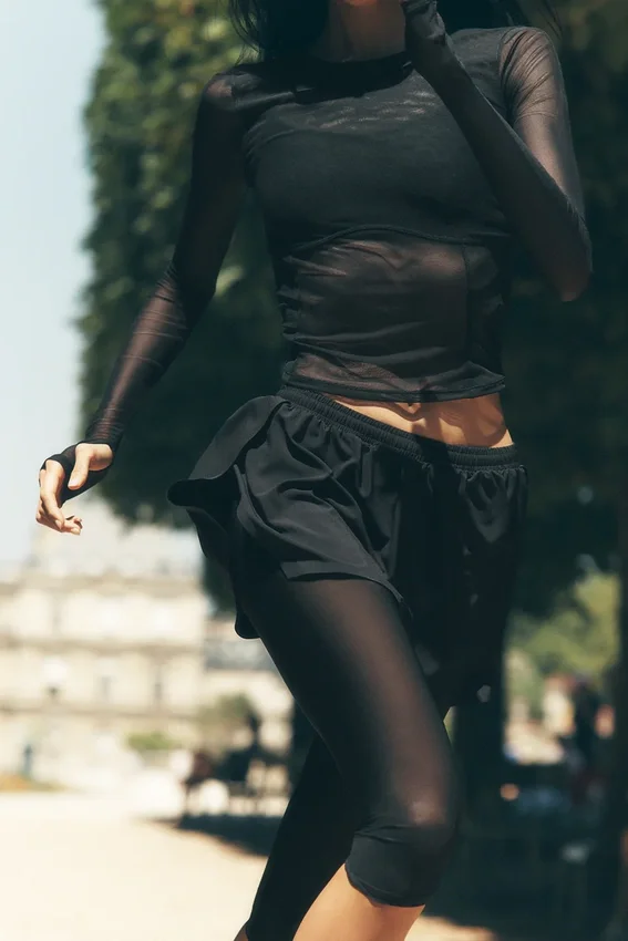 Mesh Front Runner 2 in 1 Short - Black