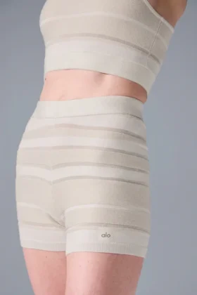 Sport Play High-Waist Knit Short – Ivory/Alabaster