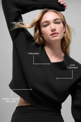 Wool Cashmere Cropped New Class V-Neck Sweater – Black